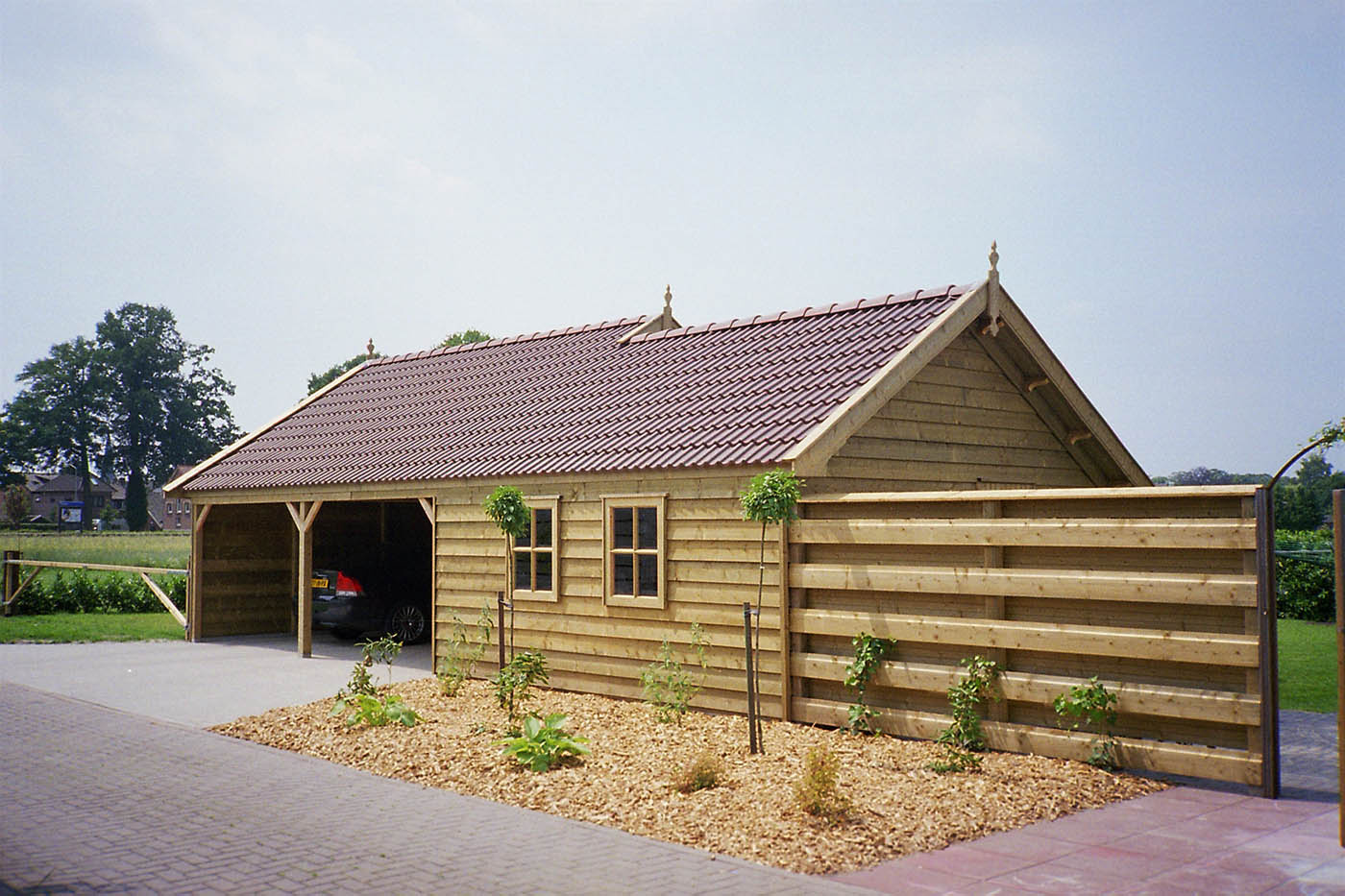 FotoEen maatwerk garage: de perfecte aanvulling op jouw woning